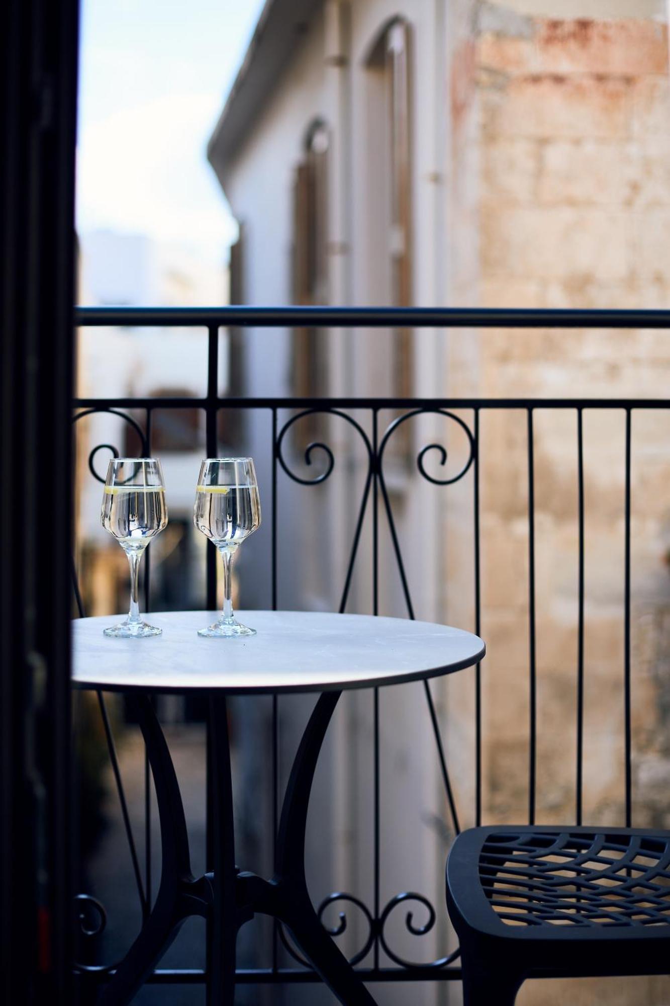 Grande Madonna Luxury Boutique Suites Rethymno Quarto foto