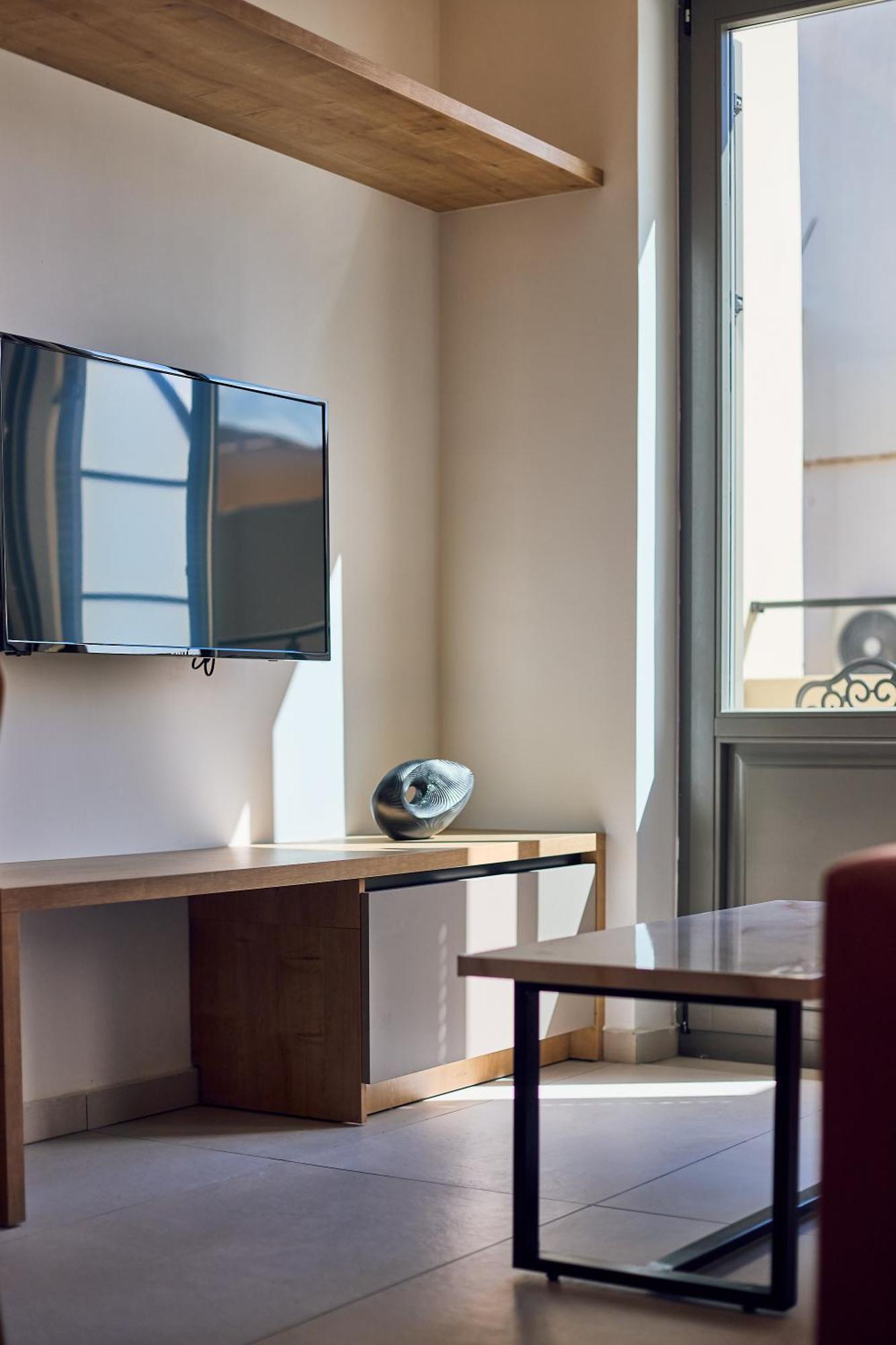 Grande Madonna Luxury Boutique Suites Rethymno Quarto foto