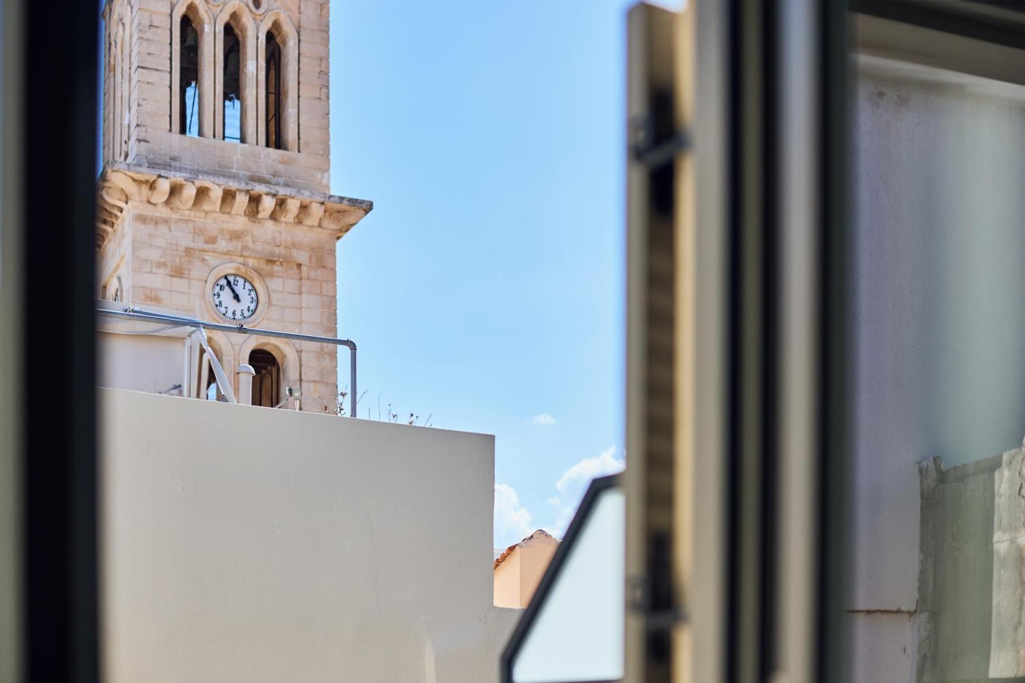 Grande Madonna Luxury Boutique Suites Rethymno Quarto foto