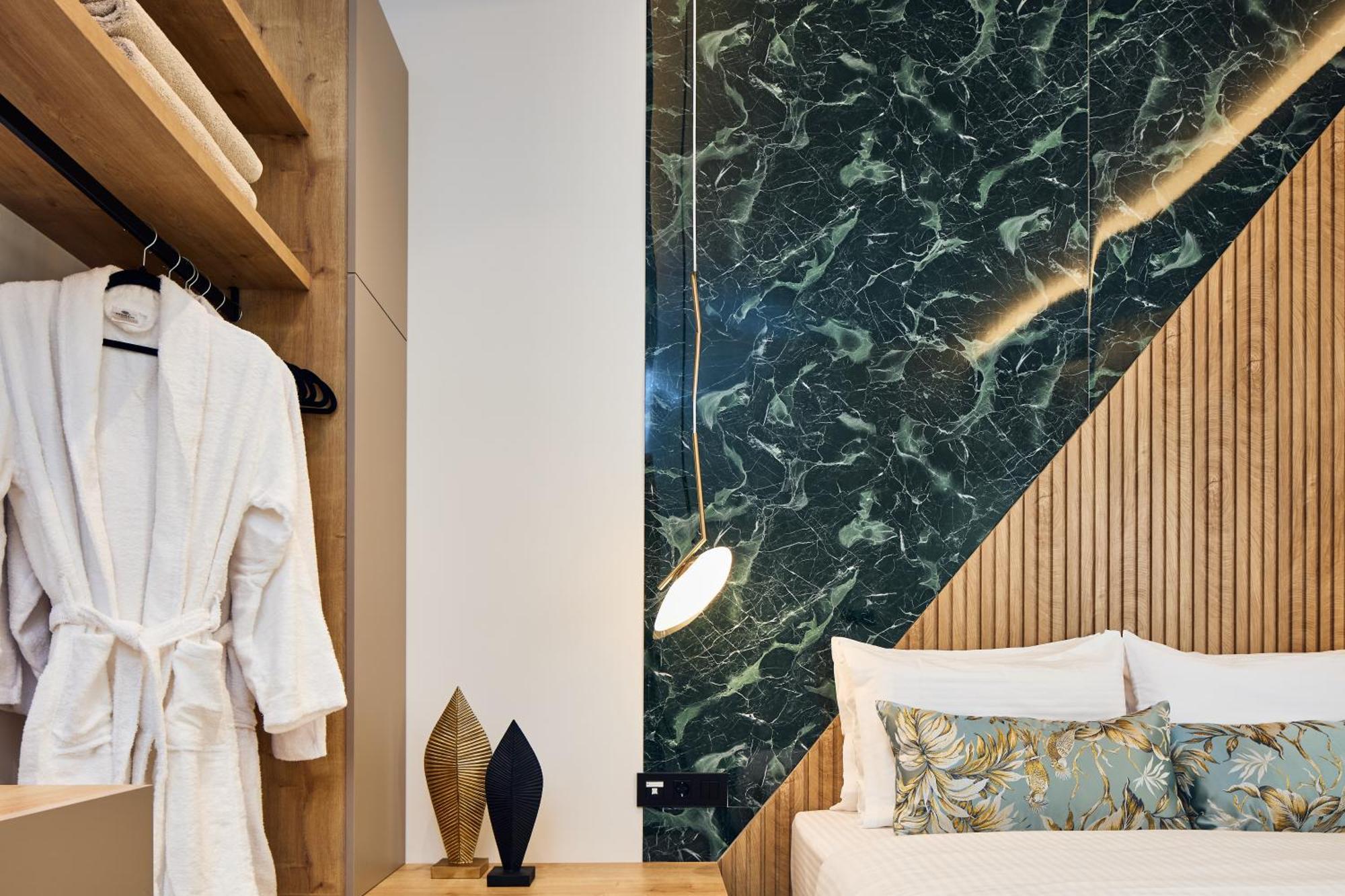 Grande Madonna Luxury Boutique Suites Rethymno Quarto foto