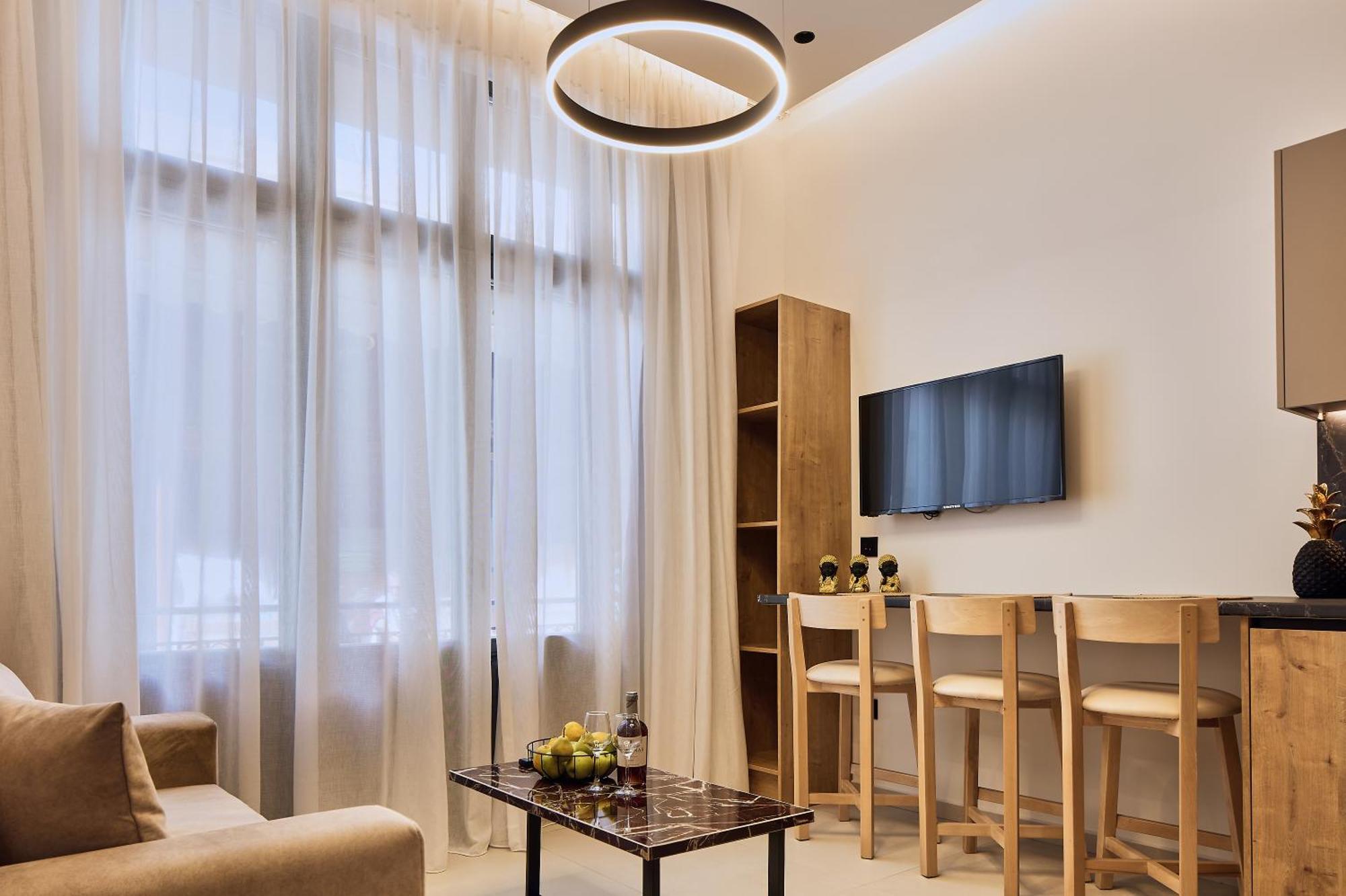 Grande Madonna Luxury Boutique Suites Rethymno Quarto foto